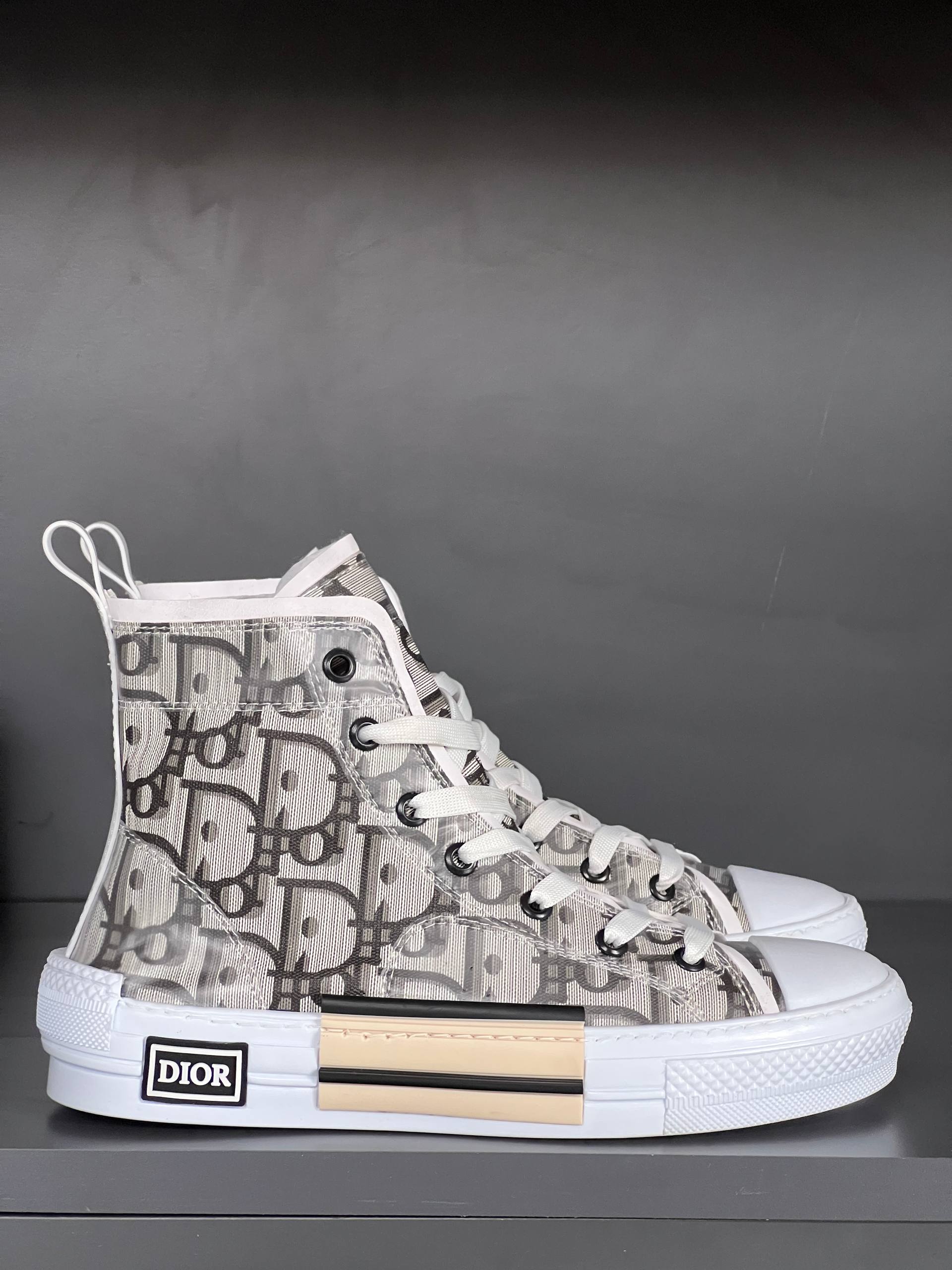 C.D. Shoes