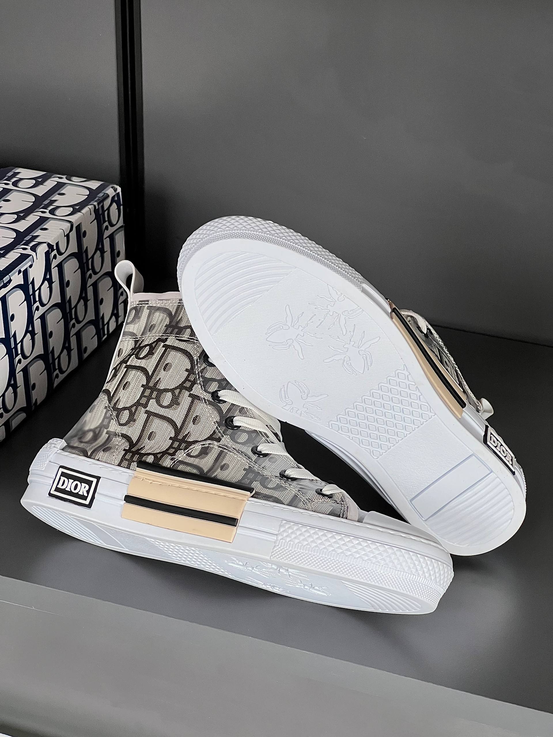 C.D. Shoes